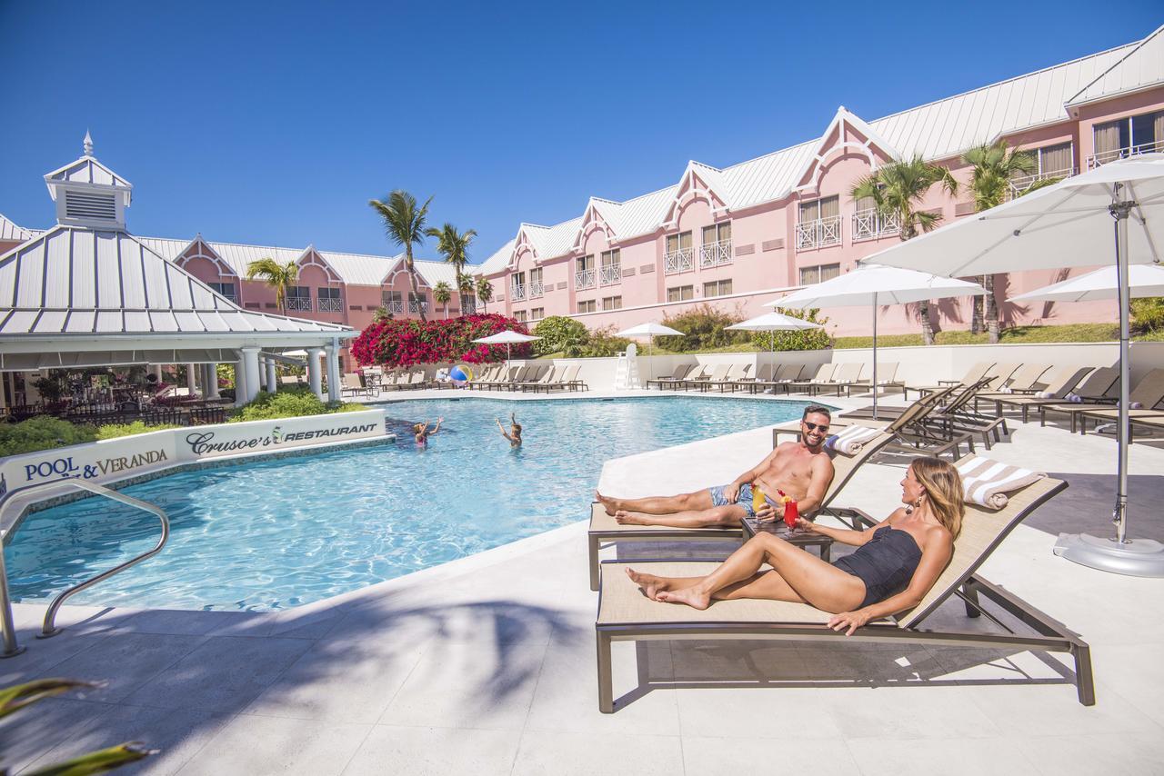 Comfort Suites Paradise Island Creek Village Exterior photo
